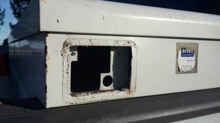 Broken lock on toolbox